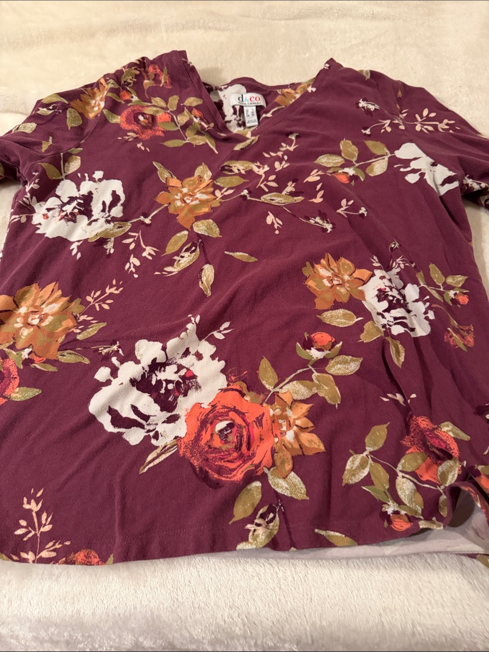 d&co. Floral V-Neck Blouse in Burgundy